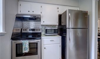 959 S 9th St, Aransas Pass, TX 78336