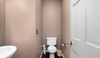 4 Stonecarry Way, East Greenwich, RI 02818