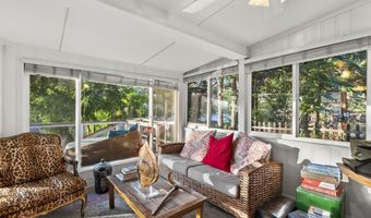 29303 S Lakeshore Dr, Agoura Hills, CA 91301