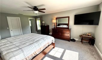37 Iroquois Rd, Cumberland, RI 02864