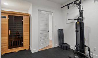 9035 S Shawnee Ct, Aurora, CO 80016