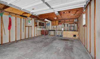 123 16th St, Ames, IA 50010