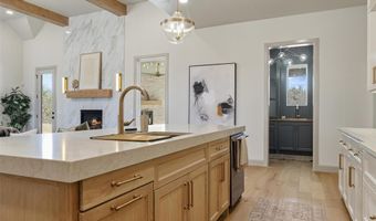 7901 Stagecoach Cir, Arcadia, OK 73007