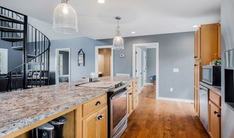8495 Baxter Rd, Baxter, TN 38544