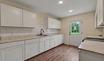206 W Franklin St, Alvord, TX 76225