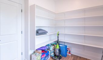 921 Justine Cir E, Indianapolis, IN 46234