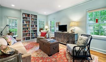 41 Clarendon Ave, Avondale Estates, GA 30002