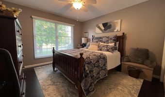 2499 Crestwood Dr, Adrian, MI 49221