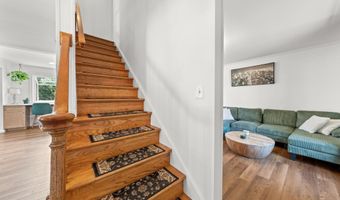 3146 CLUB Dr, Allentown, PA 18103