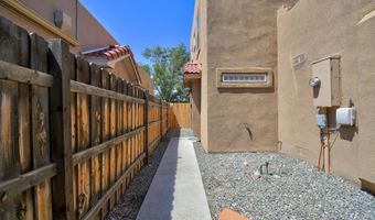 723 MESA DEL RIO St NW, Albuquerque, NM 87121