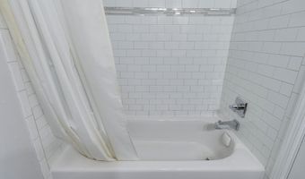 9808 BRIXTON Ln, Bethesda, MD 20817