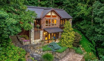 10 Beaverbrook Ct, Asheville, NC 28804
