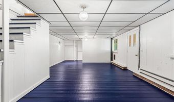 31 Stanchion Ave, Jamestown, RI 02835