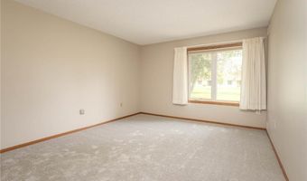 1415 Lake St 105, Alexandria, MN 56308