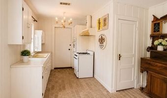 1326 CHARWOOD Dr, Bogalusa, LA 70427
