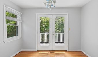 5110 DUVALL Dr, Bethesda, MD 20816