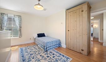 89 Parkview Ave, Bangor, ME 04401