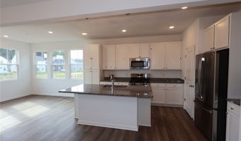 2430 Merriment Dr, Amherst, OH 44001