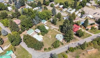 7421 WELLS St, Bonners Ferry, ID 83805