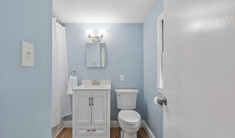 12 Bohanon Bridge Rd, Brookline, NH 03033