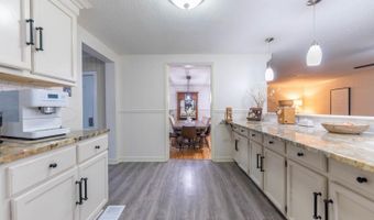 2125 Duffer Ln, Batesville, AR 72501