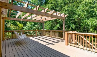 354 E Creek Bnd, Athens, GA 30605