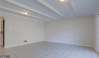 8524 CANTERBURY Dr, Annandale, VA 22003