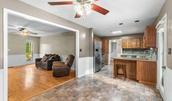 122 Nash Dr, Athens, TN 37303