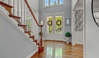 24165 SPRING MEADOW Cir, Aldie, VA 20105