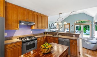 9 MOORE Ave, Barrington, NJ 08007