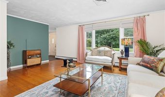 112 Edgewood Blvd, Cranston, RI 02905
