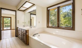 9 Boyce Ln, Bella Vista, AR 72715