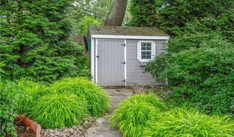 10 Roselawn Ave, North Smithfield, RI 02824