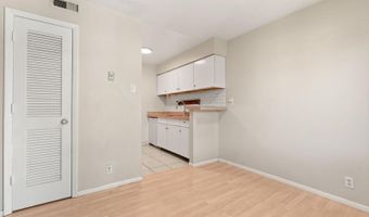 1601 Pennsylvania St NE Unit R16, Albuquerque, NM 87110