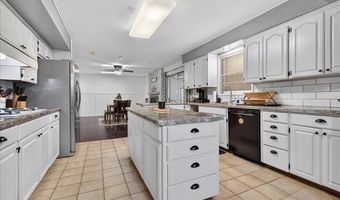1621 Harris Dr, Bartlesville, OK 74006