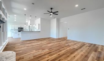 123 Rolling Spring Dr, Aledo, TX 76008