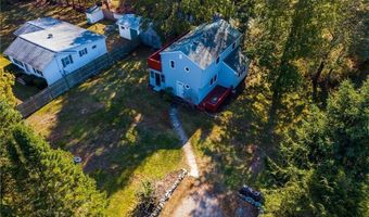 3 Henley St, Charlestown, RI 02813