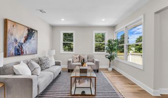 68 Sherman Ave, Bayville, NJ 08721