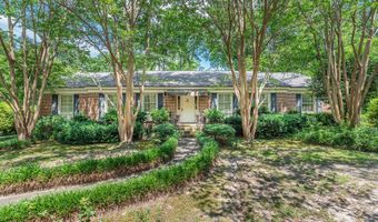 90 Manville Ave, Barnwell, SC 29812
