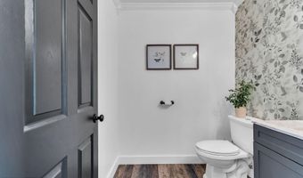 382 Wheaton Ave, Bayville, NJ 08721