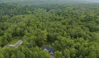 299 Scenic Dr, Blakeslee, PA 18610