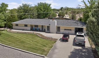 430 Abo Rd, Bosque Farms, NM 87068