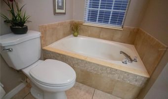 878 LAKE JACKSON Cir, Apopka, FL 32703