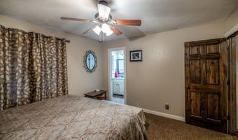 9463 SW Lois Rd, Andover, KS 67002