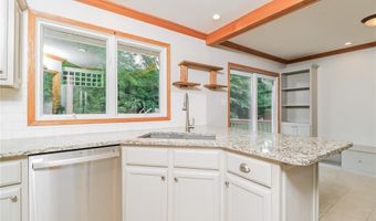 808 Timberfield Dr, Ballwin, MO 63021