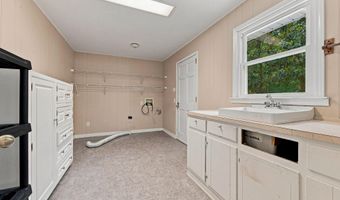 137 OLD SPANISH Trl, Alabaster, AL 35007