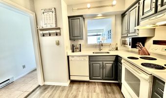 55 Mill Plain Rd 34-17, Danbury, CT 06811