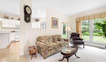 200 Wickford Point Rd, North Kingstown, RI 02852