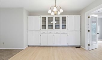 10 Wimborne Ln, Bella Vista, AR 72715
