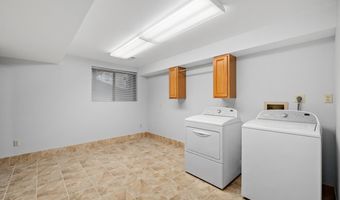 207 CARLSON St, Cheyenne, WY 82009